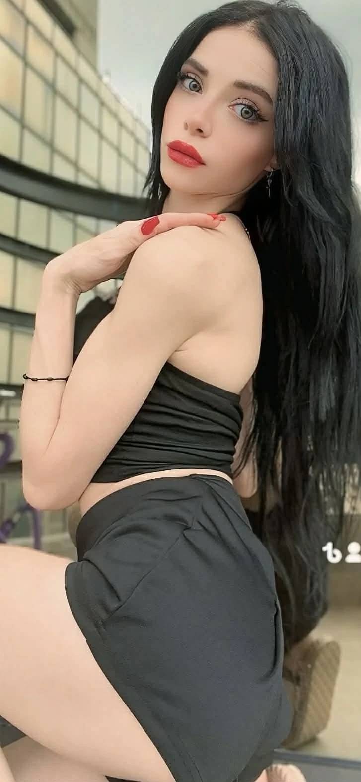 Nenaa – Syrian escort in Beirut — 5 / 6
