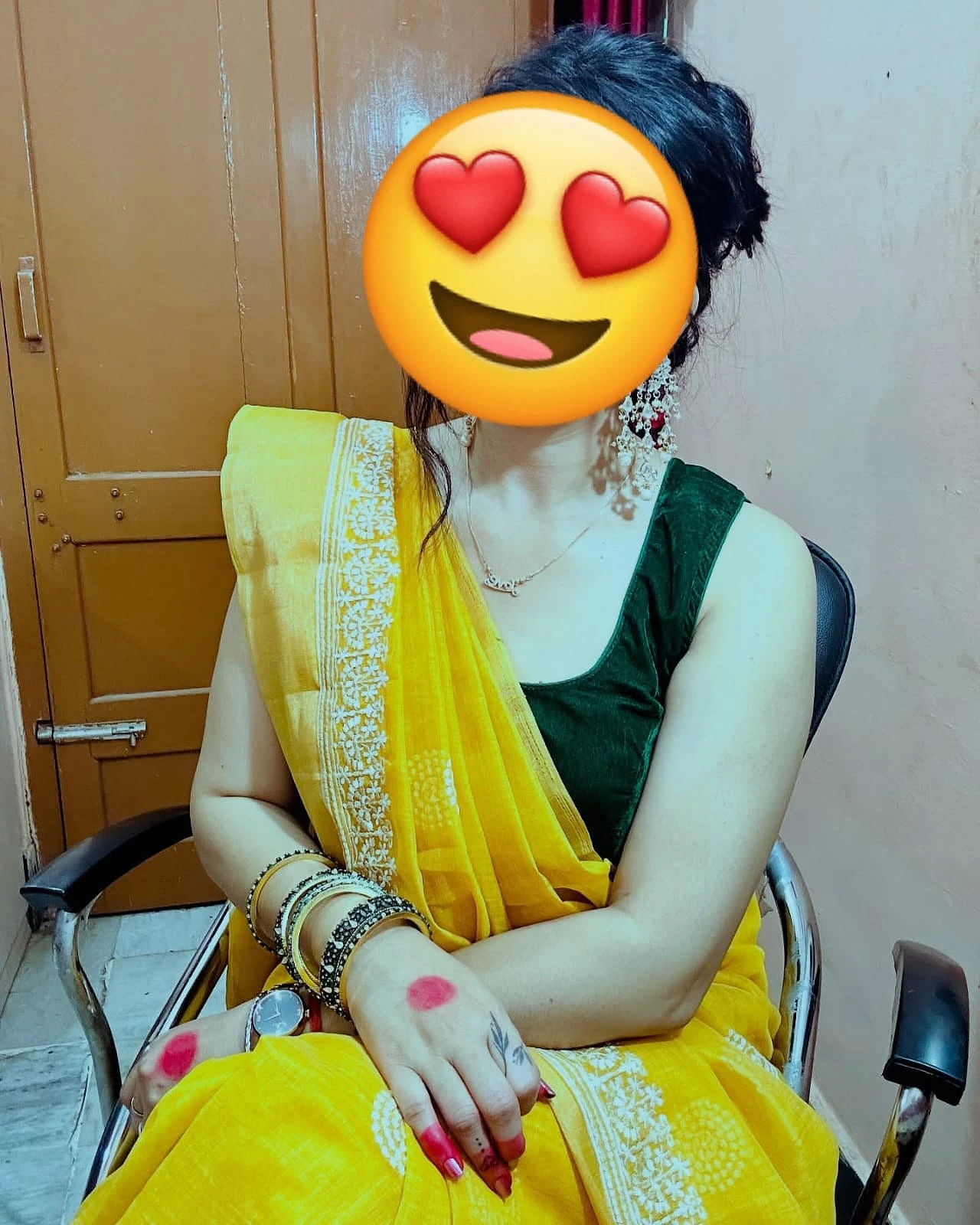MARRIED HOUSEWIFE📸CAM📸ANAL – Indian escort in New Delhi — 17 / 24