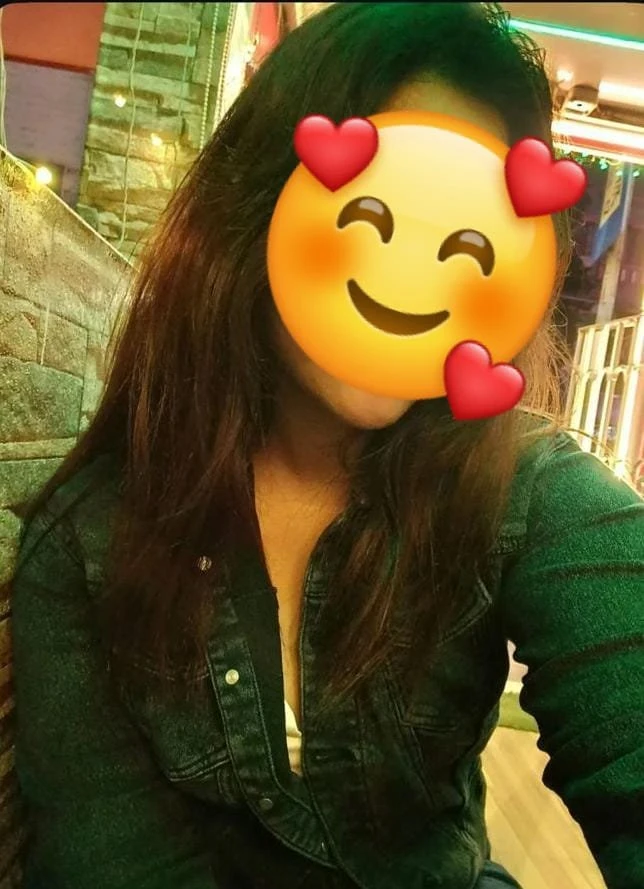Anusika real meet & cam show – Indian escort in Kochi, Escort, Kochi