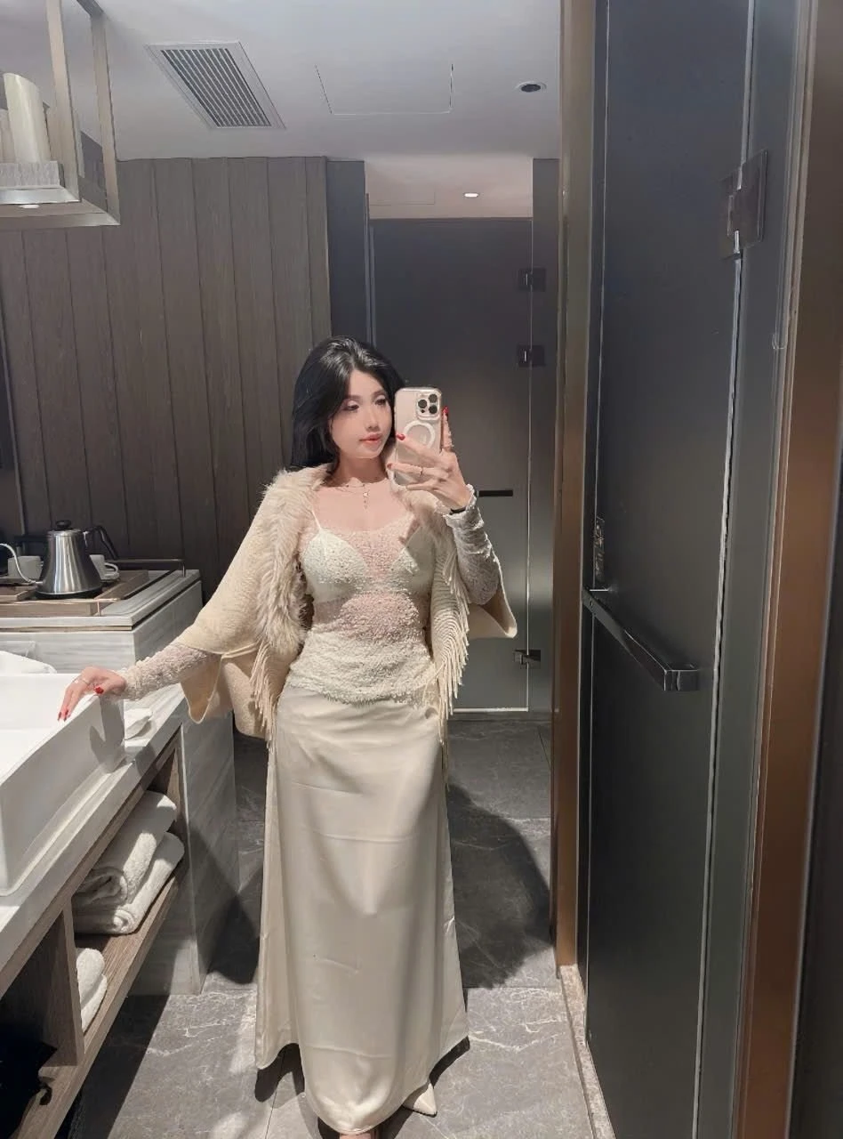 Cô Julia Ngọc – Vietnamese escort in Ho Chi Minh City — 6 / 11