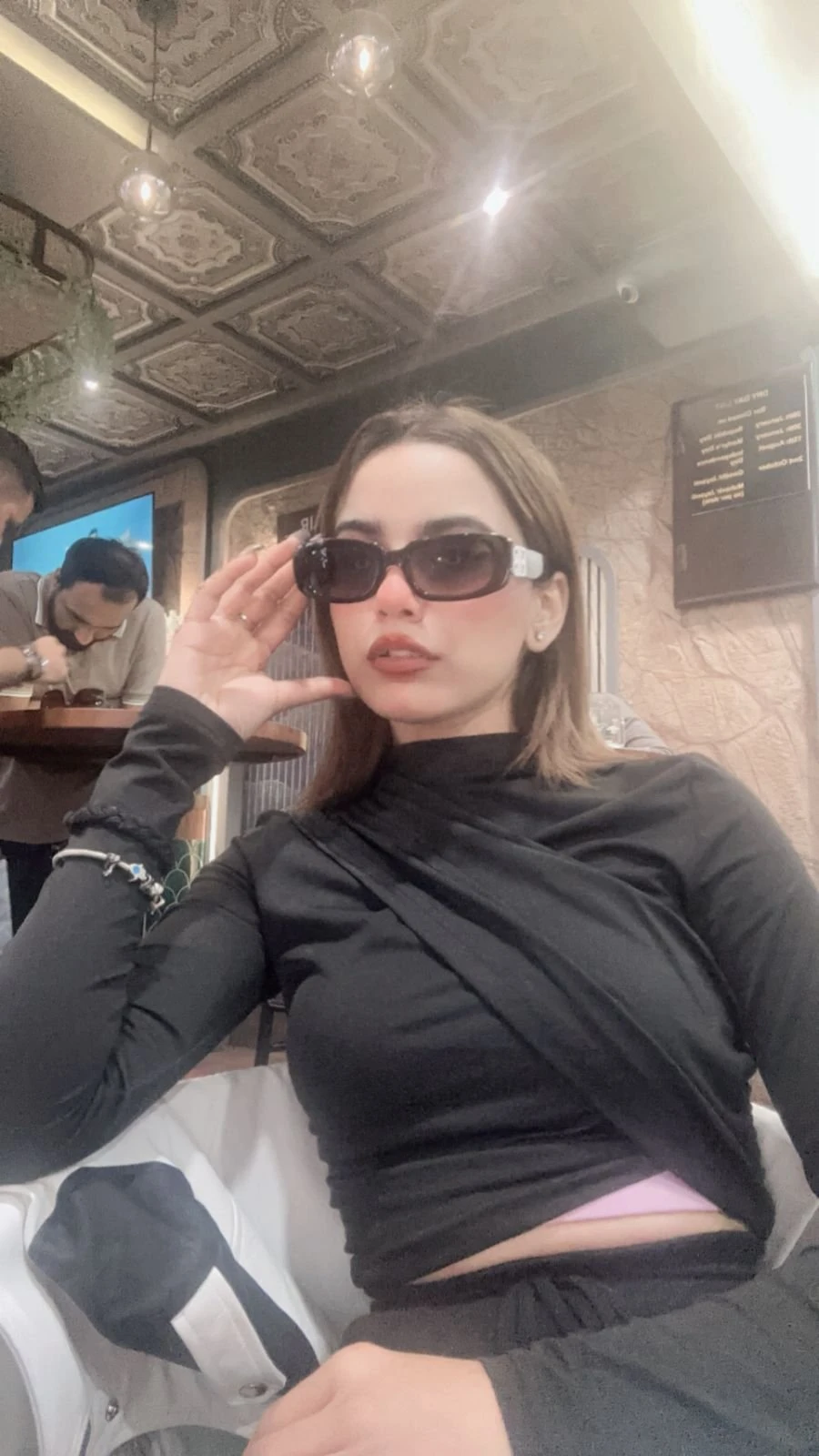 EXCLUSIVE INDEPENDENT EROTIC PARTNER GFE – Indian escort in Mumbai — 3 / 20