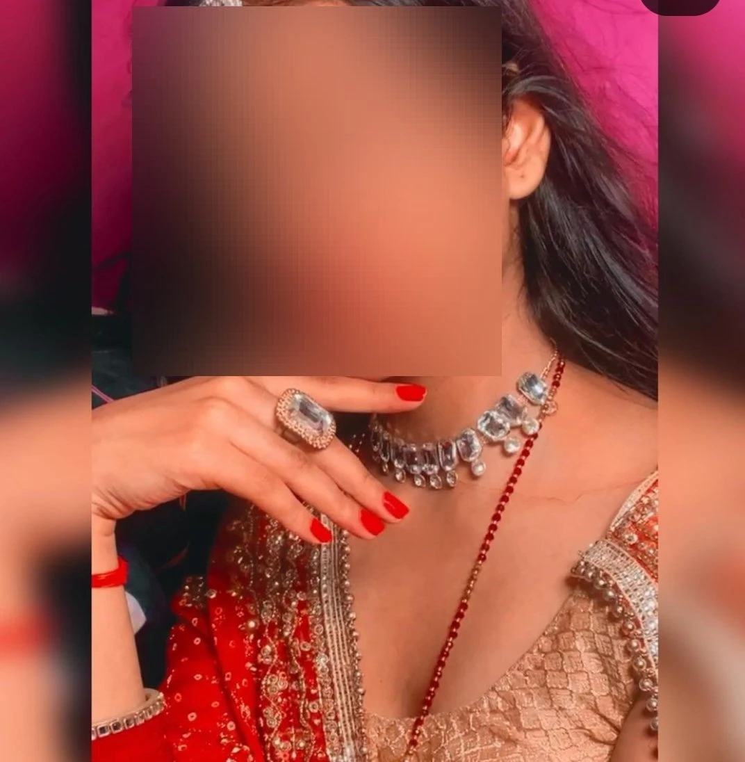 Soni Cam Session and Real Meet – Indian escort in Navi Mumbai — 2 / 4
