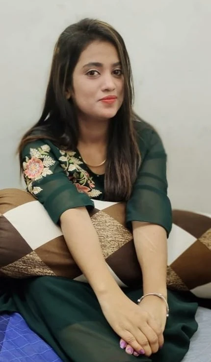 Real Meet – Indian escort in Hyderabad — 1 / 2