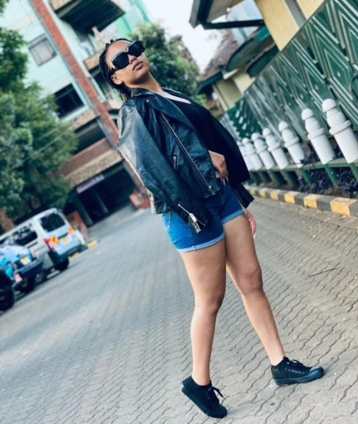 Eminent olive – Swazi escort in Dehradun, Uttarakhand — 4 / 17