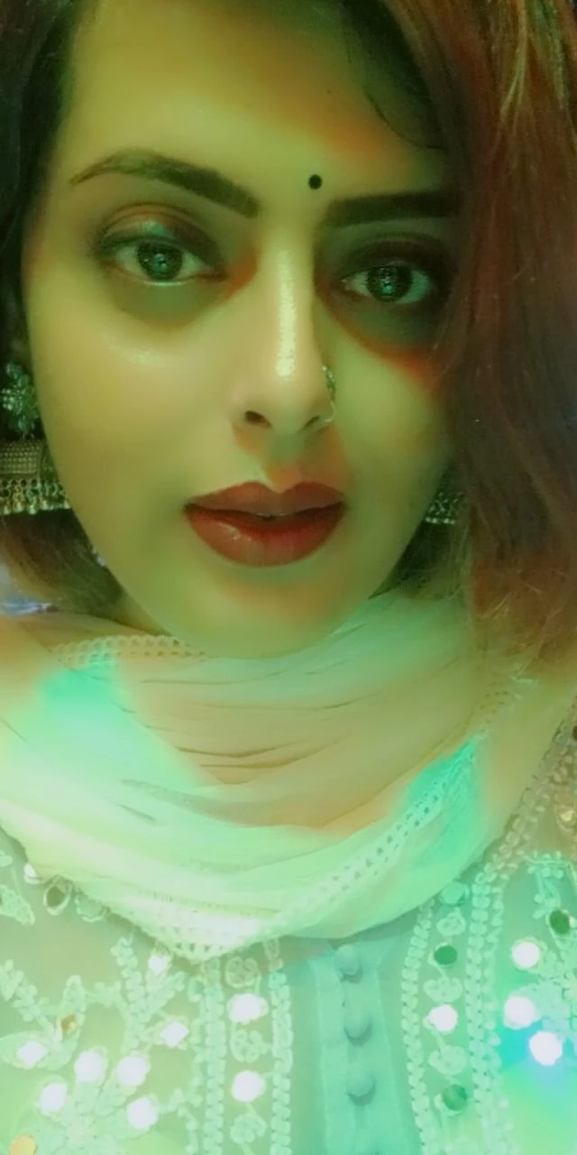 Neha Punjabi Mistress – Indian escort in Gurgaon — 9 / 16