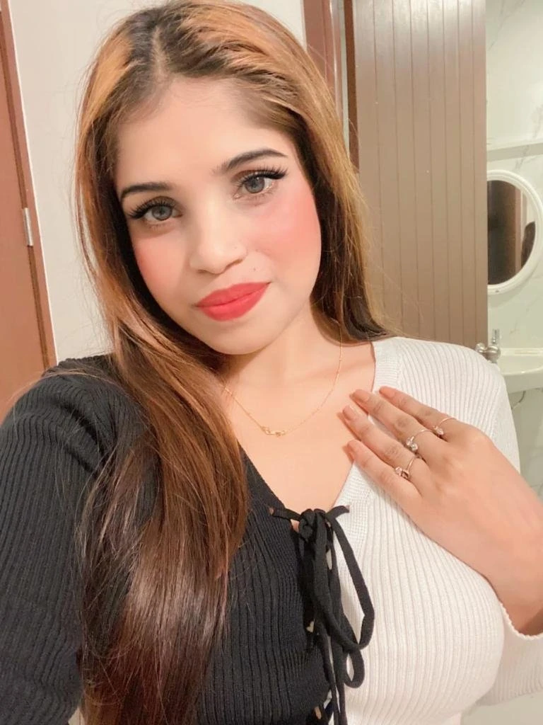 Im Saniya Directly,Book Now Cash pay all – Indian escort in Hyderabad — 5 / 8