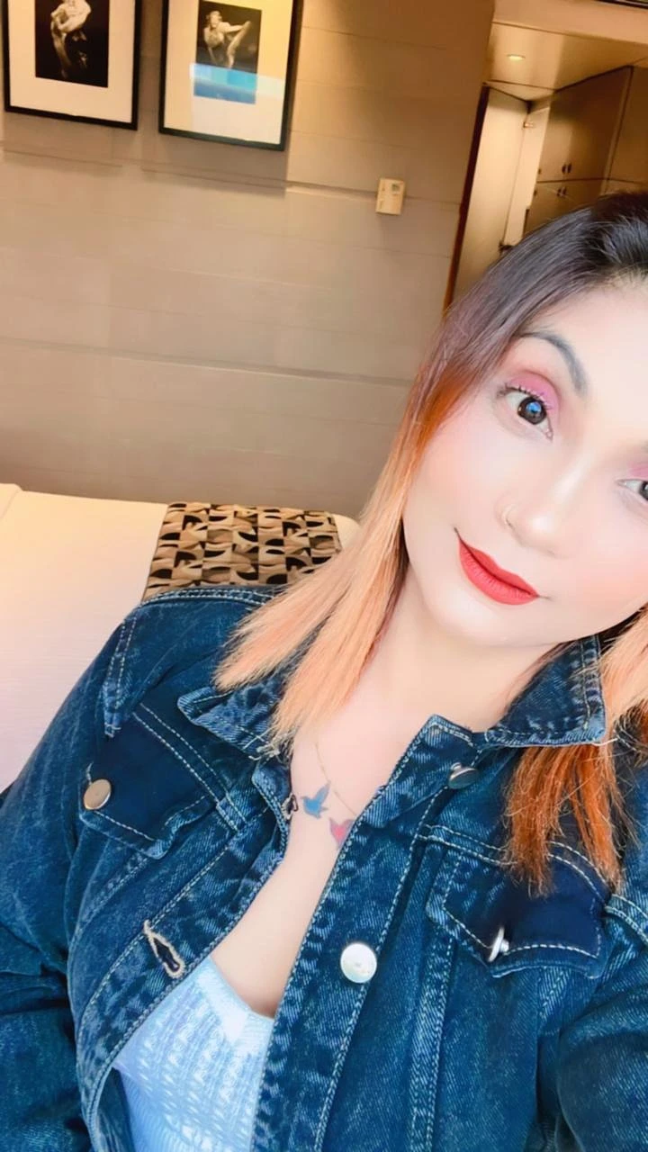 Zanya cam show real meet – Indian escort in Hyderabad — 4 / 15