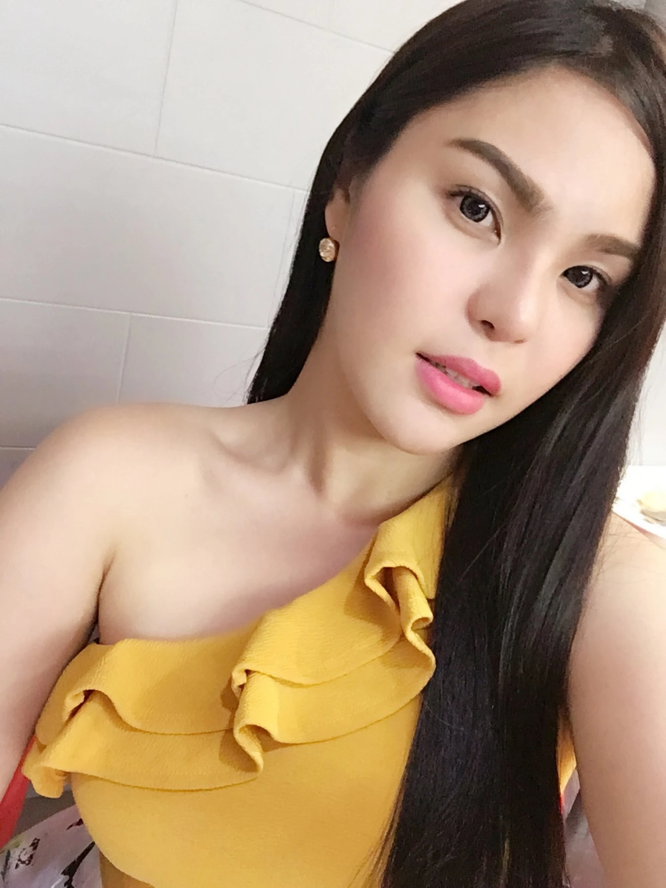 The Flawless Fresh Catriona – Filipino escort in Hanoi — 8 / 30