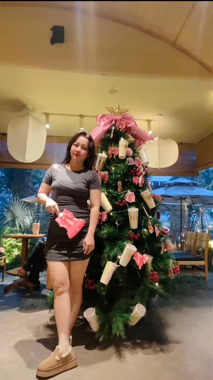 Jenny 50 usd – Vietnamese escort in Da Nang — 2 / 7
