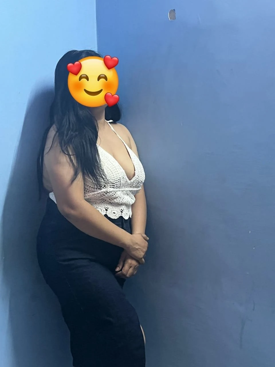 Janvi – Indian escort in Noida — 3 / 5