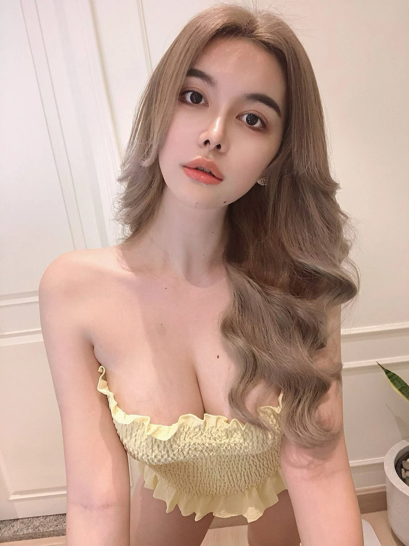 Leena – Australian escort in Seoul — 13 / 26