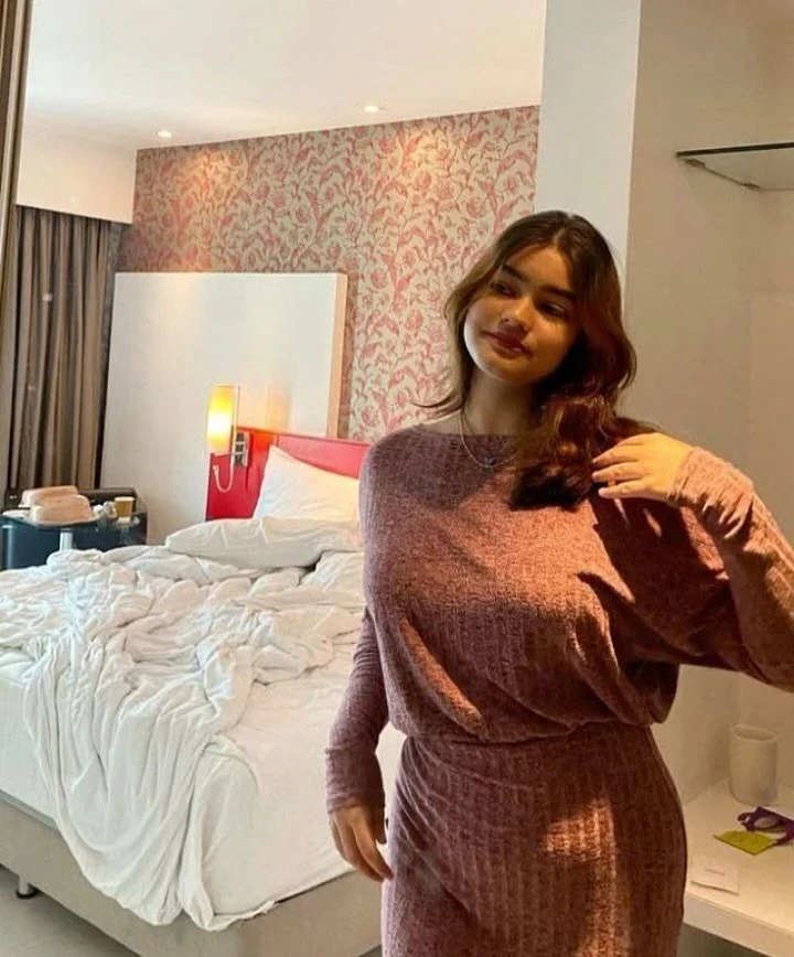 Nikita – Indian escort in Kochi — 2 / 5