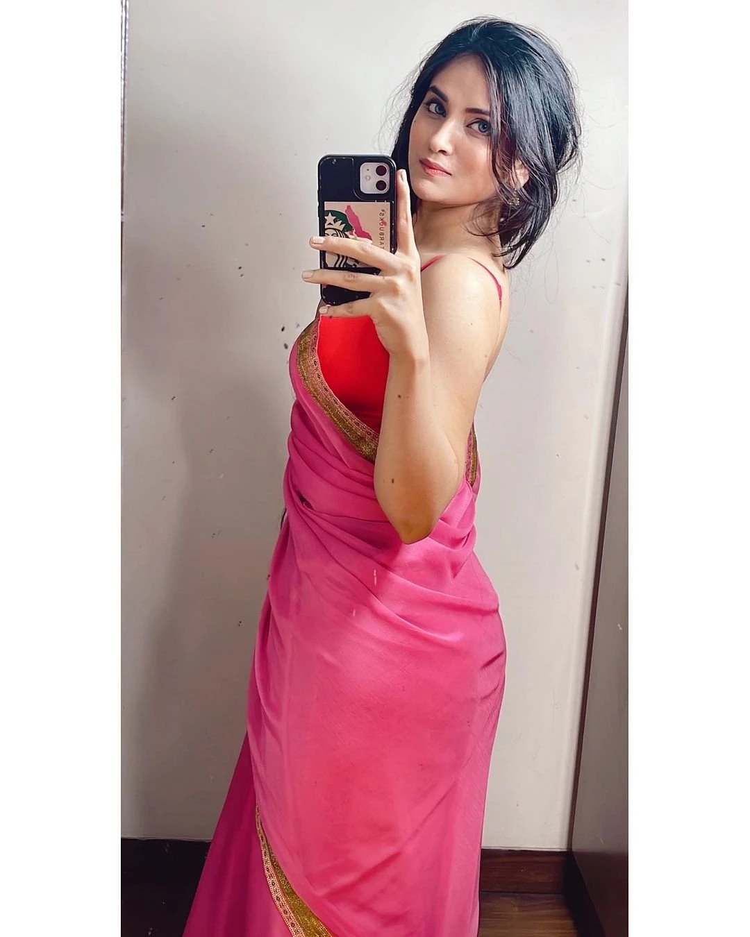 Heena Joshi – Indian escort in Visakhapatnam, Escort, Visakhapatnam