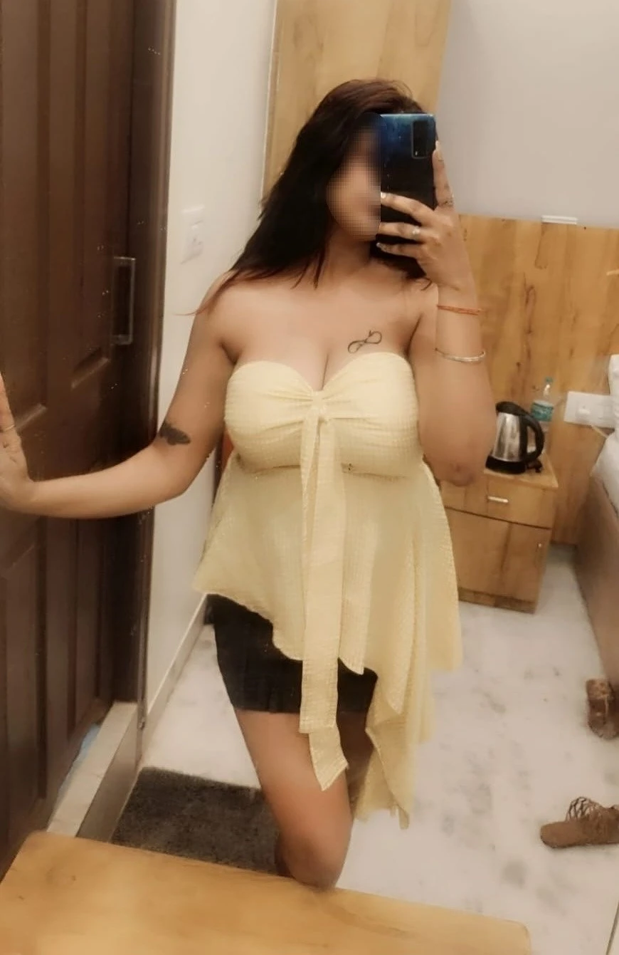 A Beautiful Blend of Sexy Intelligence – escort in Bangalore — 9 / 11