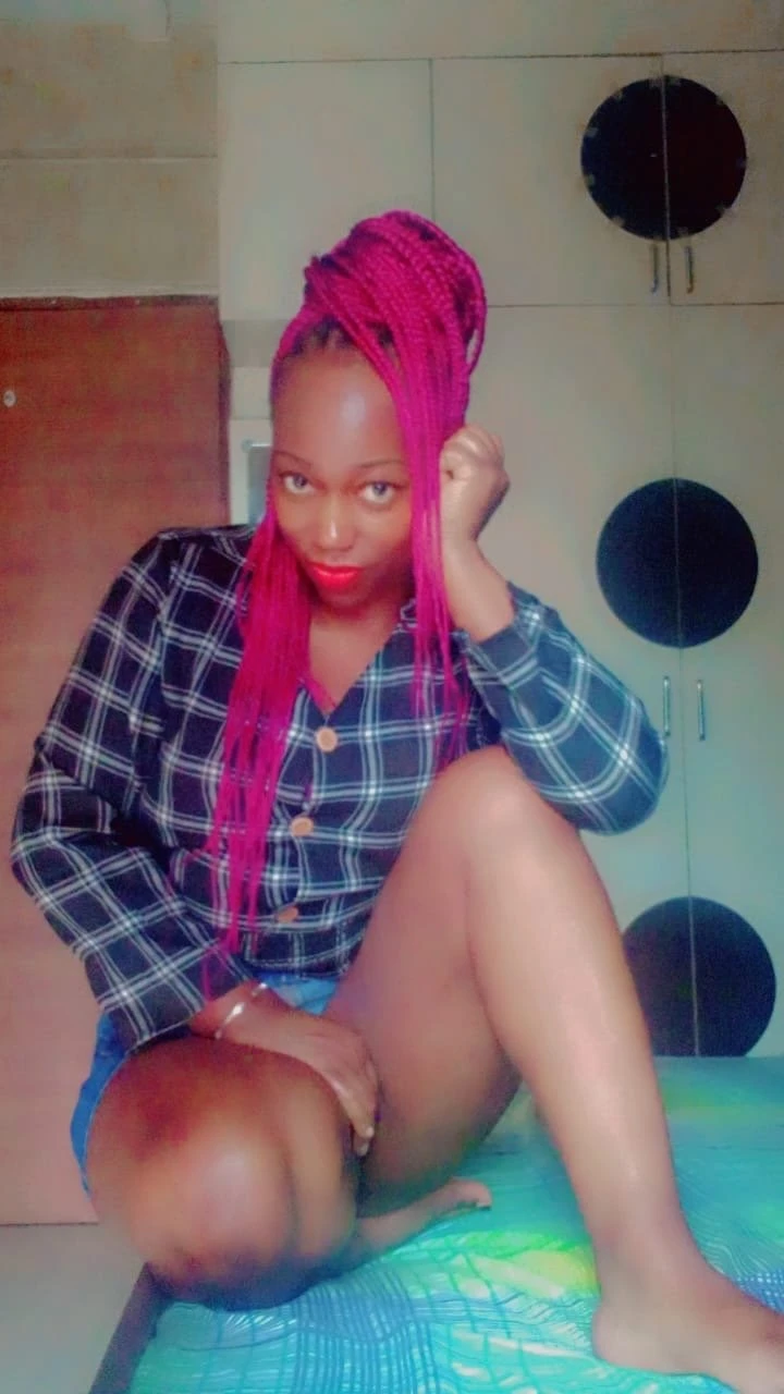Tight Wet Pussy Horny Girl Wants to Fuck – South African escort in Chandigarh — 3 / 5