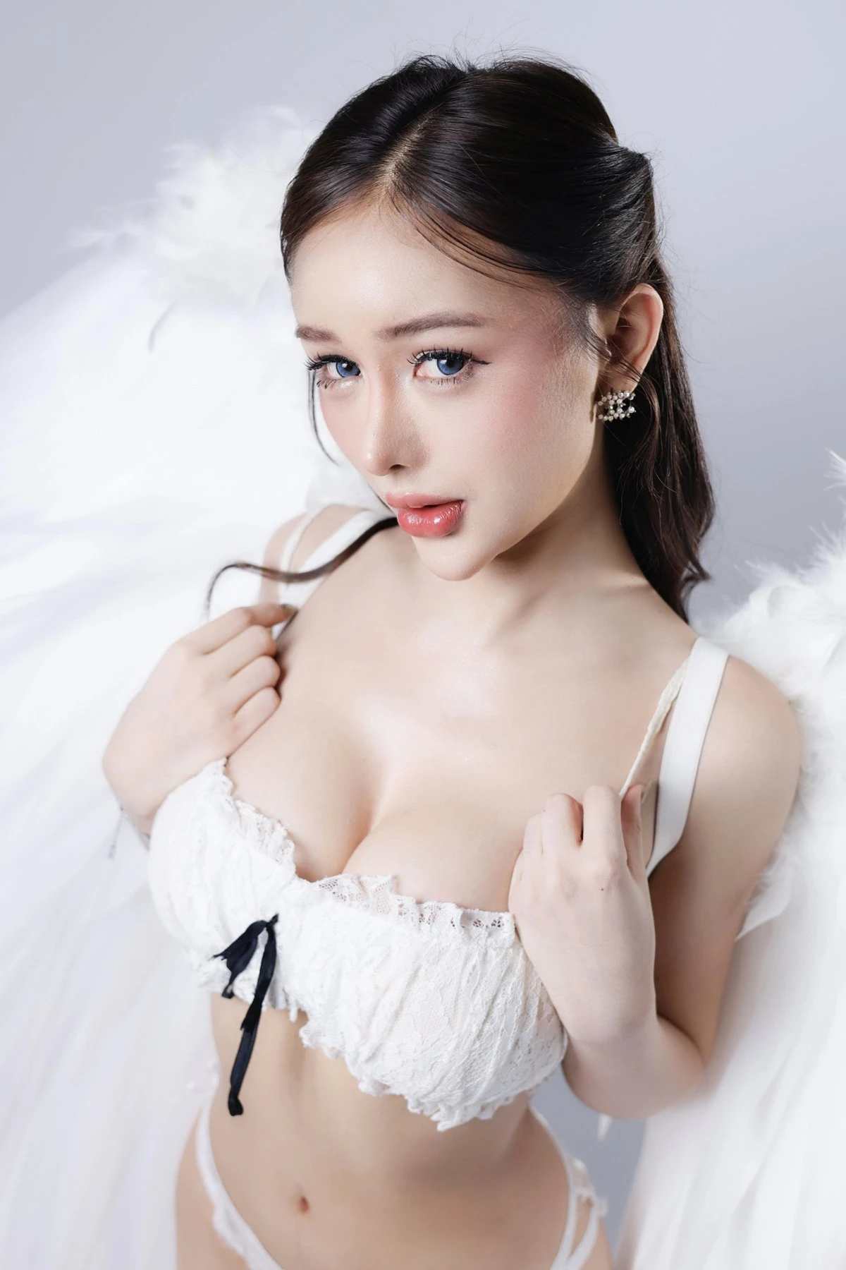 Camilla your newest girl in town – Japanese escort in Seoul — 6 / 30
