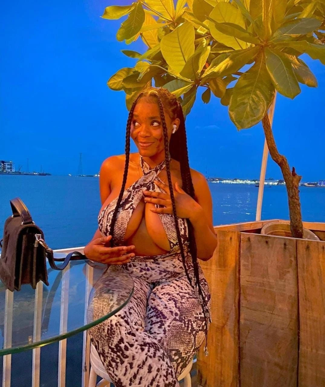 Candy – Ghanaian escort in Beirut — 2 / 4
