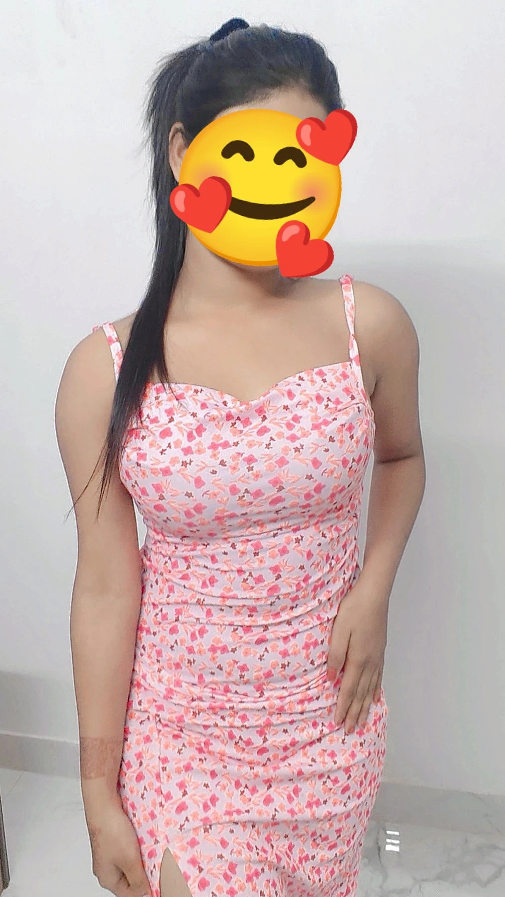 Ishika – Indian adult performer in Noida — 4 / 5