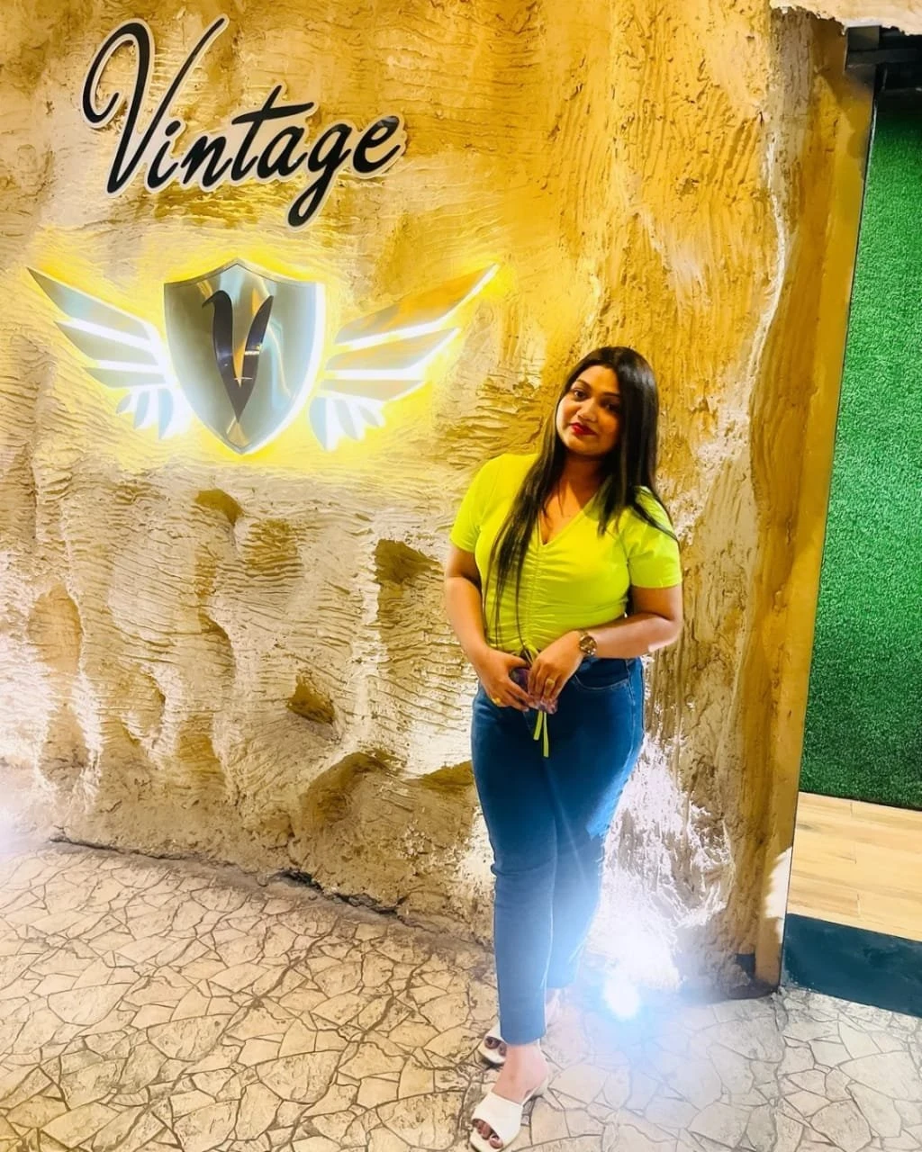 Pune Escort Service – Indian escort in Pune — 2 / 4