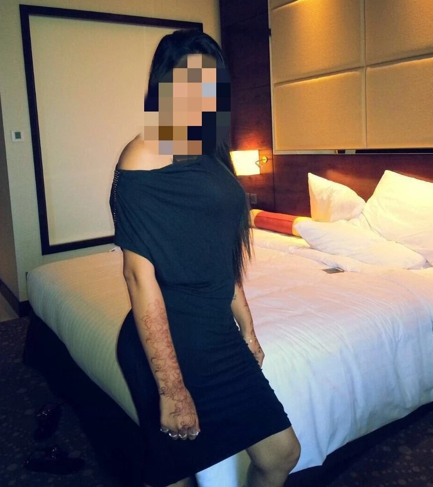 Gungun – Indian escort in Mumbai — 4 / 8