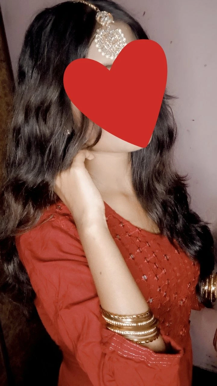 Neha, Real Meet Only – Indian escort in Kolkata — 4 / 5
