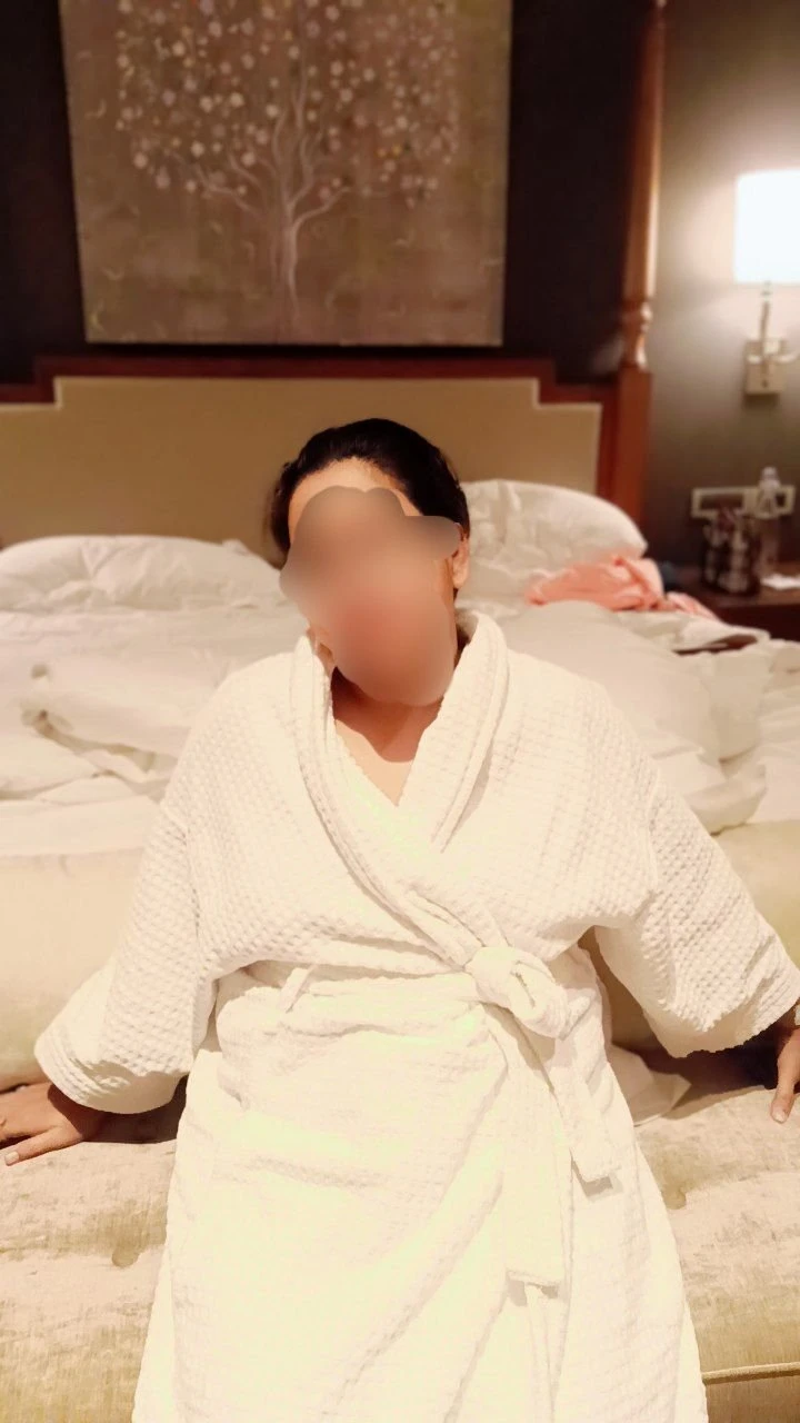 Ria Independent Services – Indian escort in Kolkata — 11 / 19