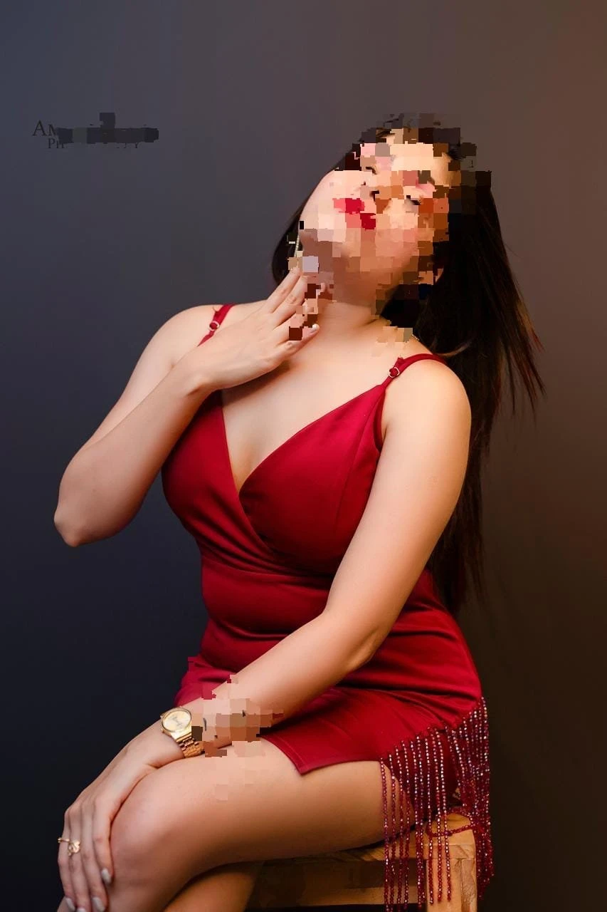 Dinka – Sri Lankan escort in Colombo — 4 / 9