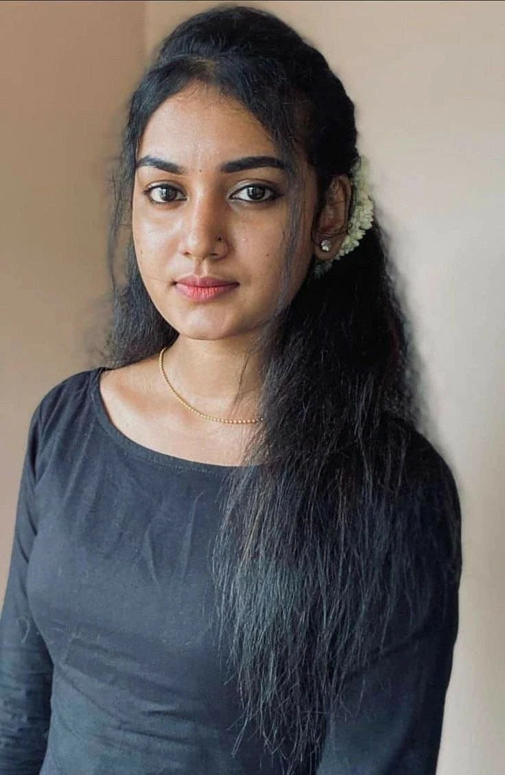 Vami a 18 Year Girl Hot and Sexy Figure – escort in Kochi — 2 / 6