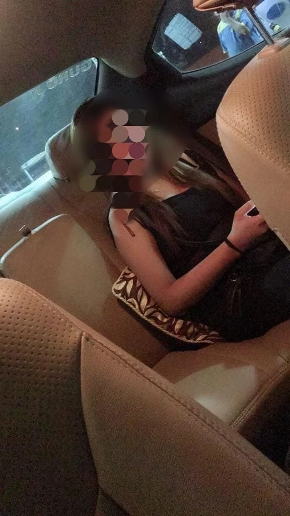 Milky Camshow & Online Service – Indian escort in Hyderabad — 3 / 6