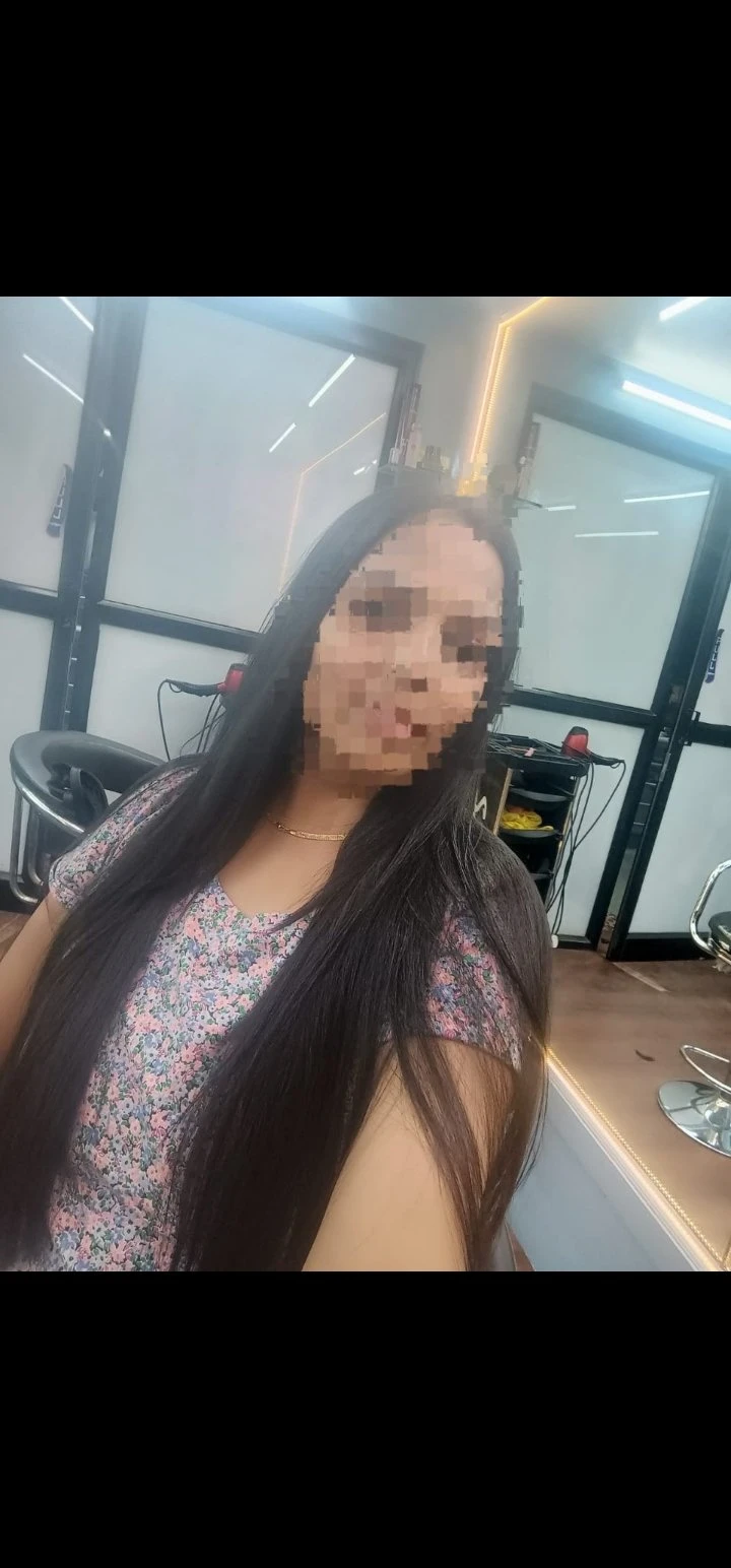 Mia Kapoor ( Video Call Satisfaction) – Indian escort in Mumbai — 4 / 5