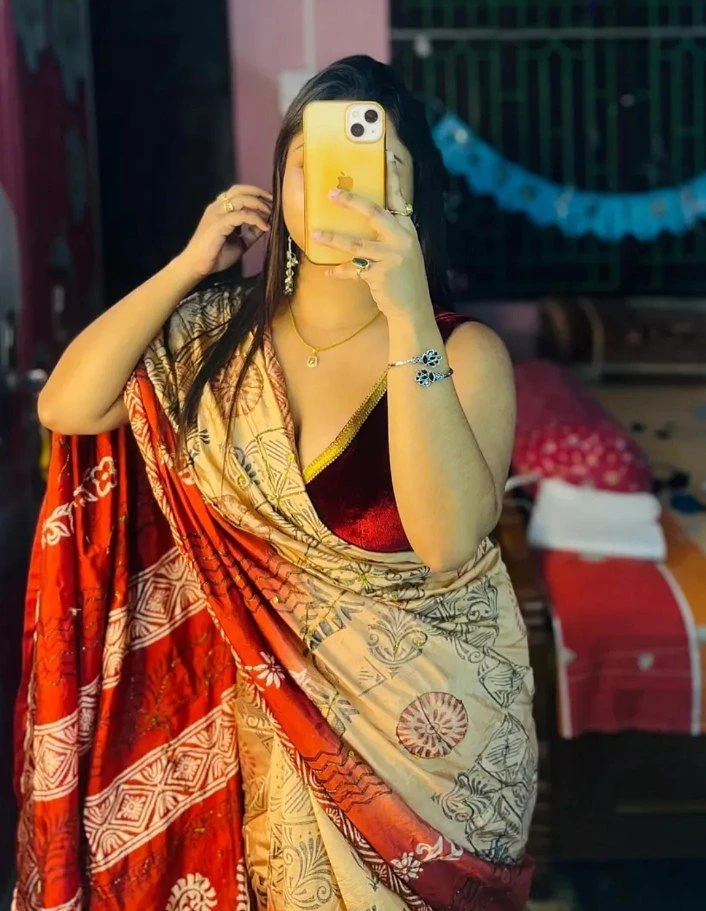 Ayesha – escort in Kolkata — 2 / 4