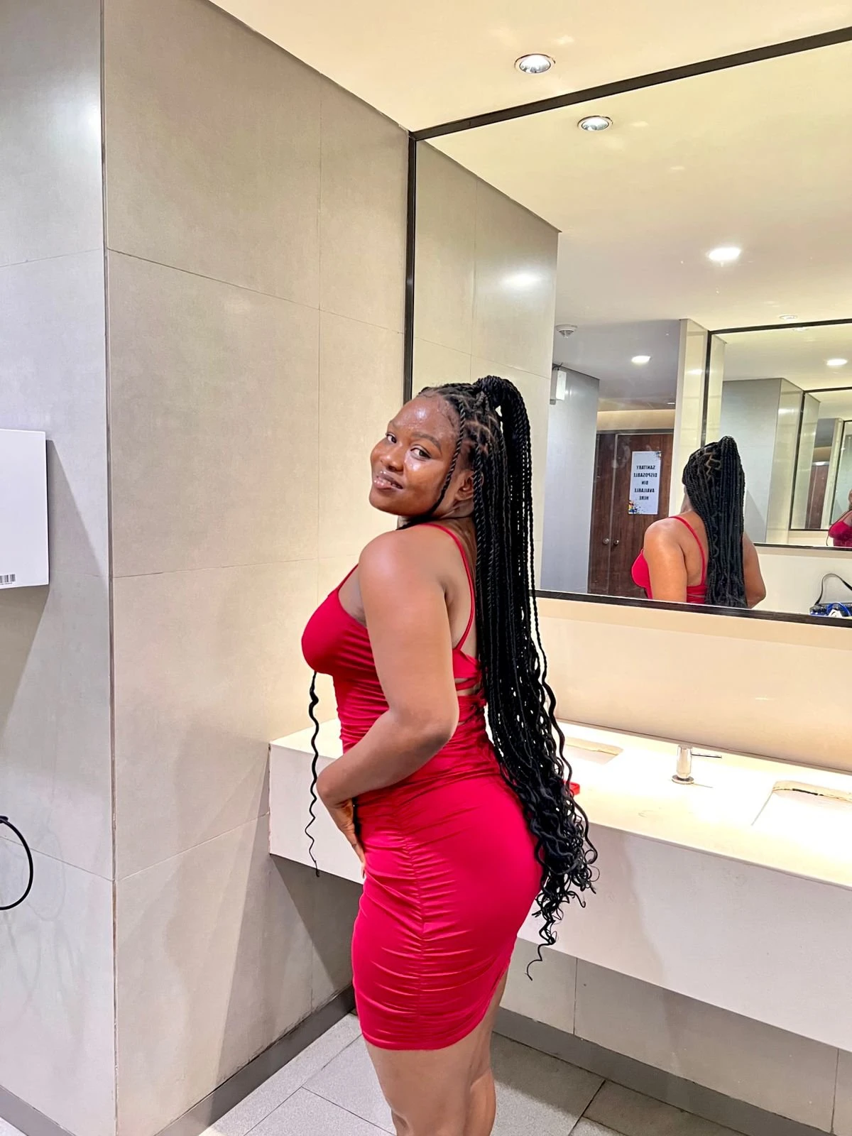 Angel – Kenyan escort in Pune — 2 / 9