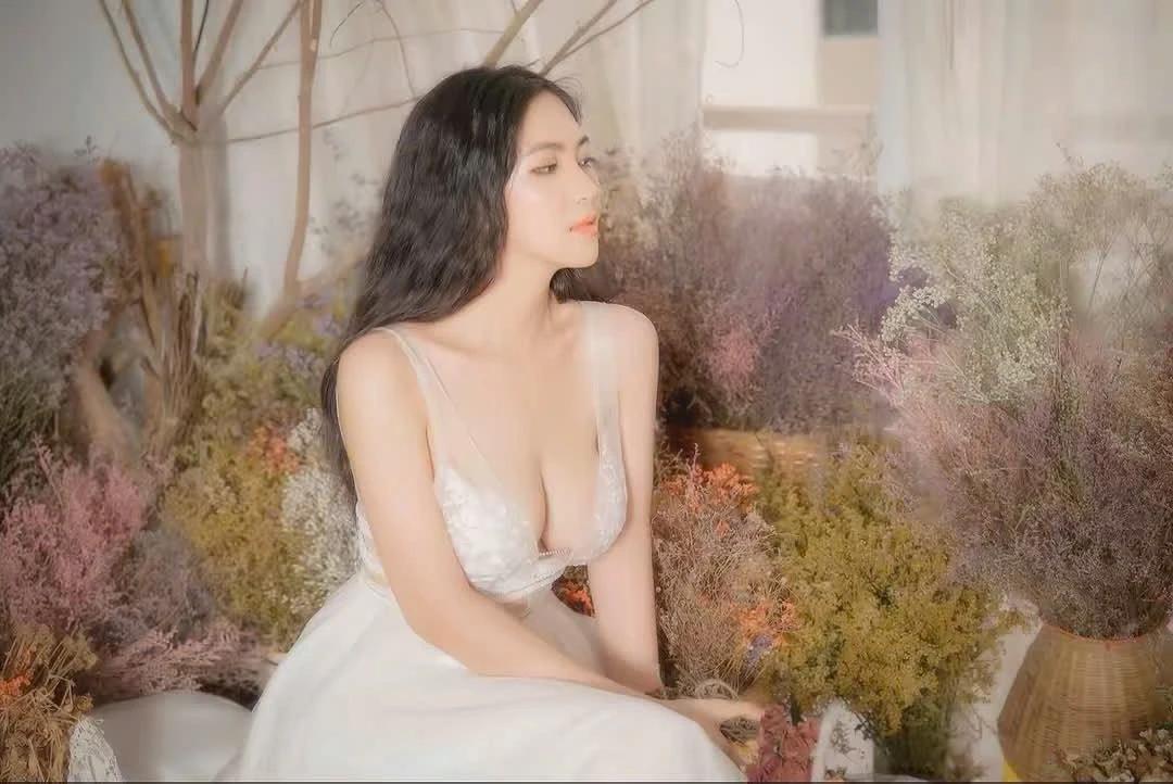 Nami – Vietnamese escort in Ho Chi Minh City — 5 / 6