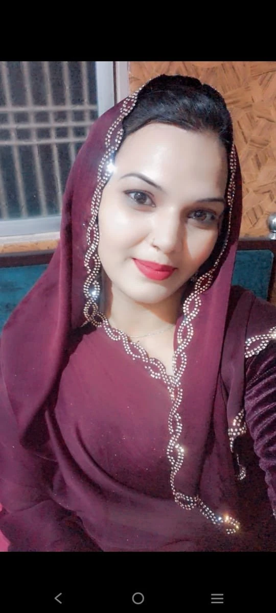 Quamat – Indian escort in Lucknow — 7 / 12