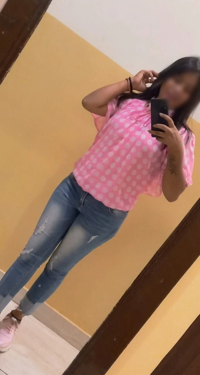 Palak – escort in New Delhi — 1 / 5