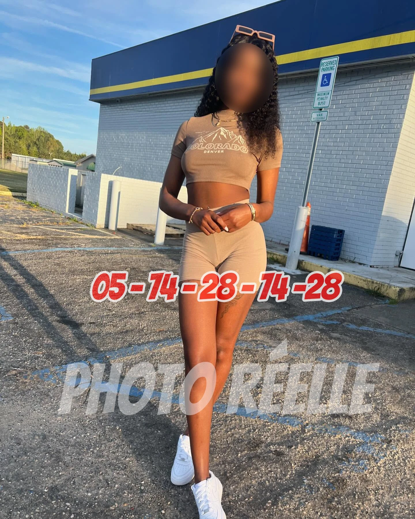 Bekanti – Ivorian escort in Abidjan — 3 / 5