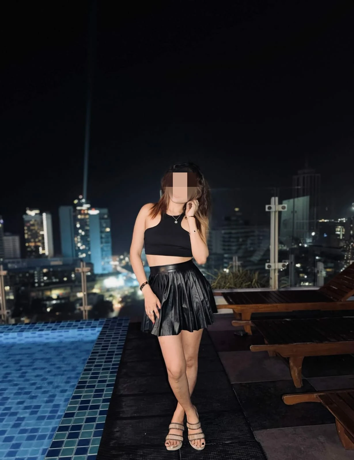 EMI – French escort in Colombo — 3 / 5
