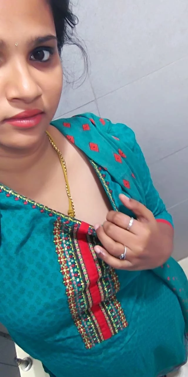 Rekha – Indian escort in Hyderabad — 2 / 3