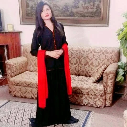 Komal – Pakistani escort in Islamabad — 5 / 8