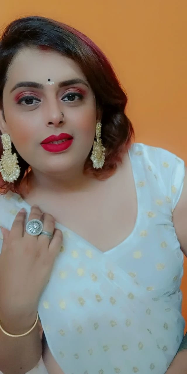 Punjabi Girl Neha for Real Meet – Indian escort in Noida — 14 / 17
