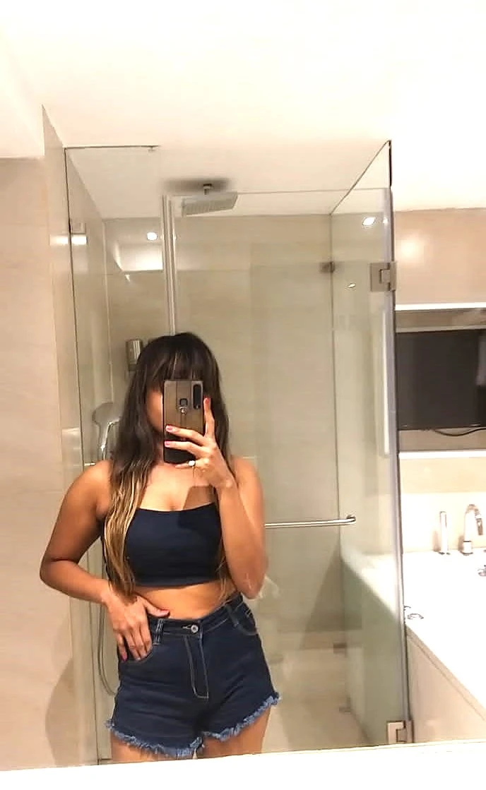 Niharika Cash Real Meet Independent Girl – Indian escort in Mumbai — 3 / 9