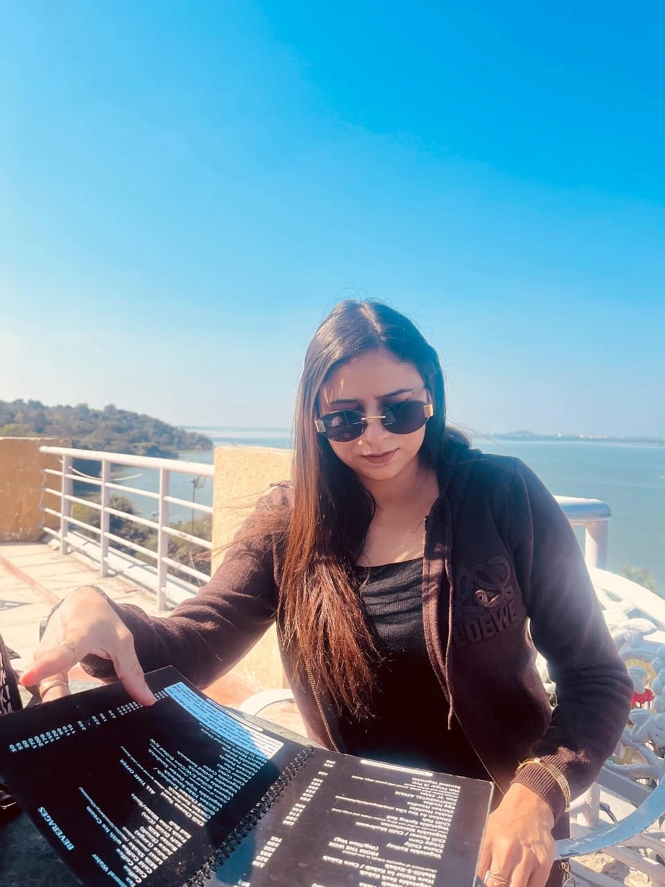 Disha Mehta – Indian escort in Gurgaon — 4 / 6