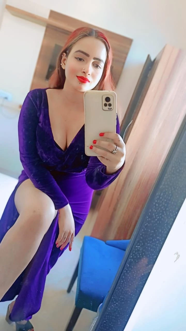 Akansha – Indian escort in Lucknow — 3 / 7