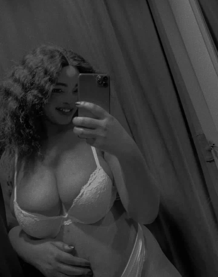 Pie🥰 – Kenyan escort in Pune — 6 / 31