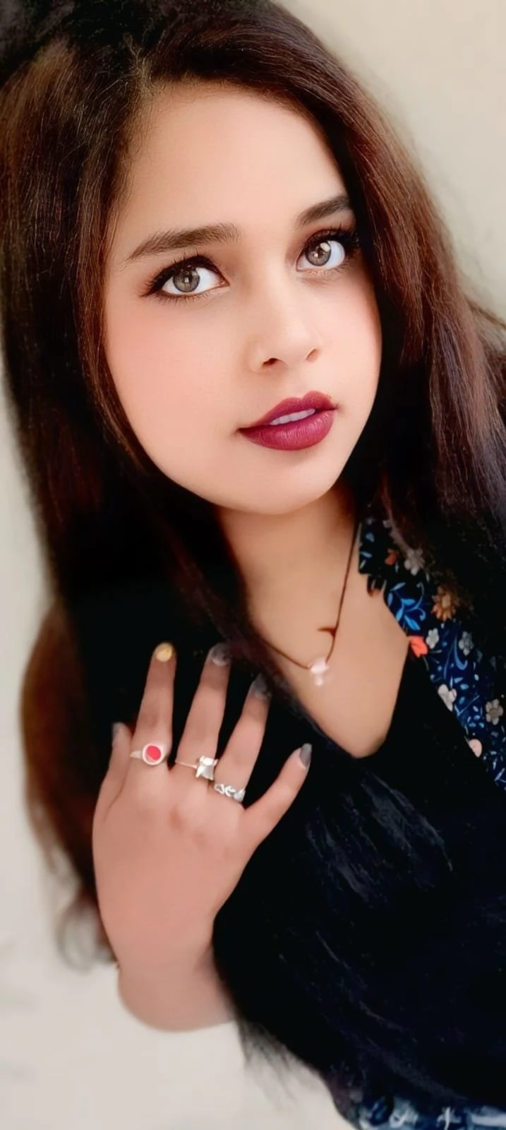 I'm Ishika Independent College Girl – Indian escort in Noida — 3 / 5