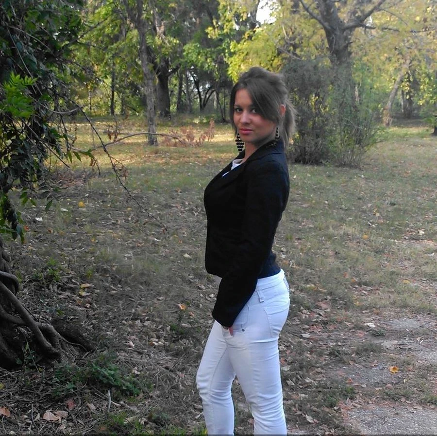 Selena Carmell – Romanian escort in Bucharest — 3 / 18