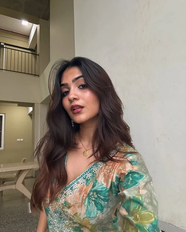 Nisha Who Provide Incall Doorstep – Indian escort in Maldives — 1 / 3