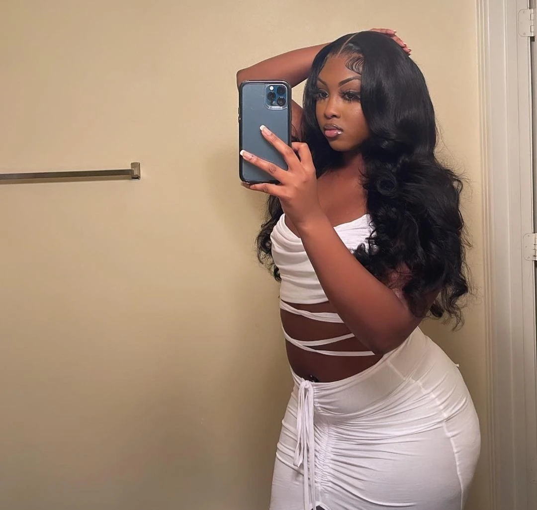 Vee – Albanian escort in Erbil — 2 / 3
