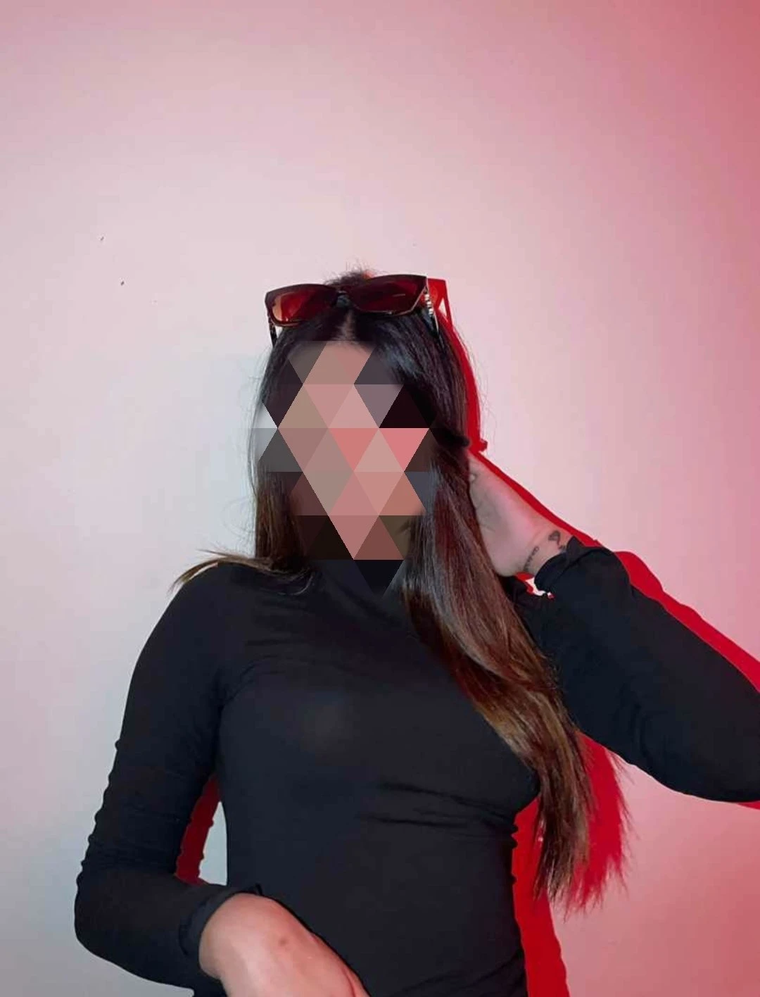 Arshi – Indian escort in Mumbai — 3 / 5