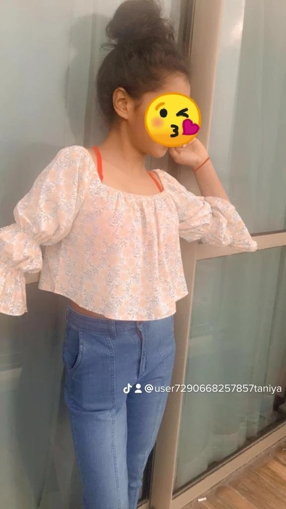 Taniya Chamodi – Sri Lankan escort in Colombo — 2 / 5